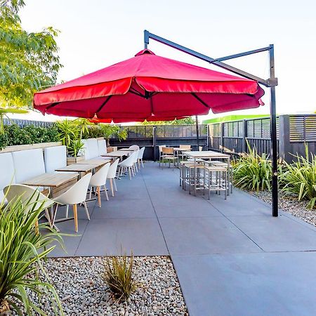 The Redwood Hotel Christchurch Exterior photo