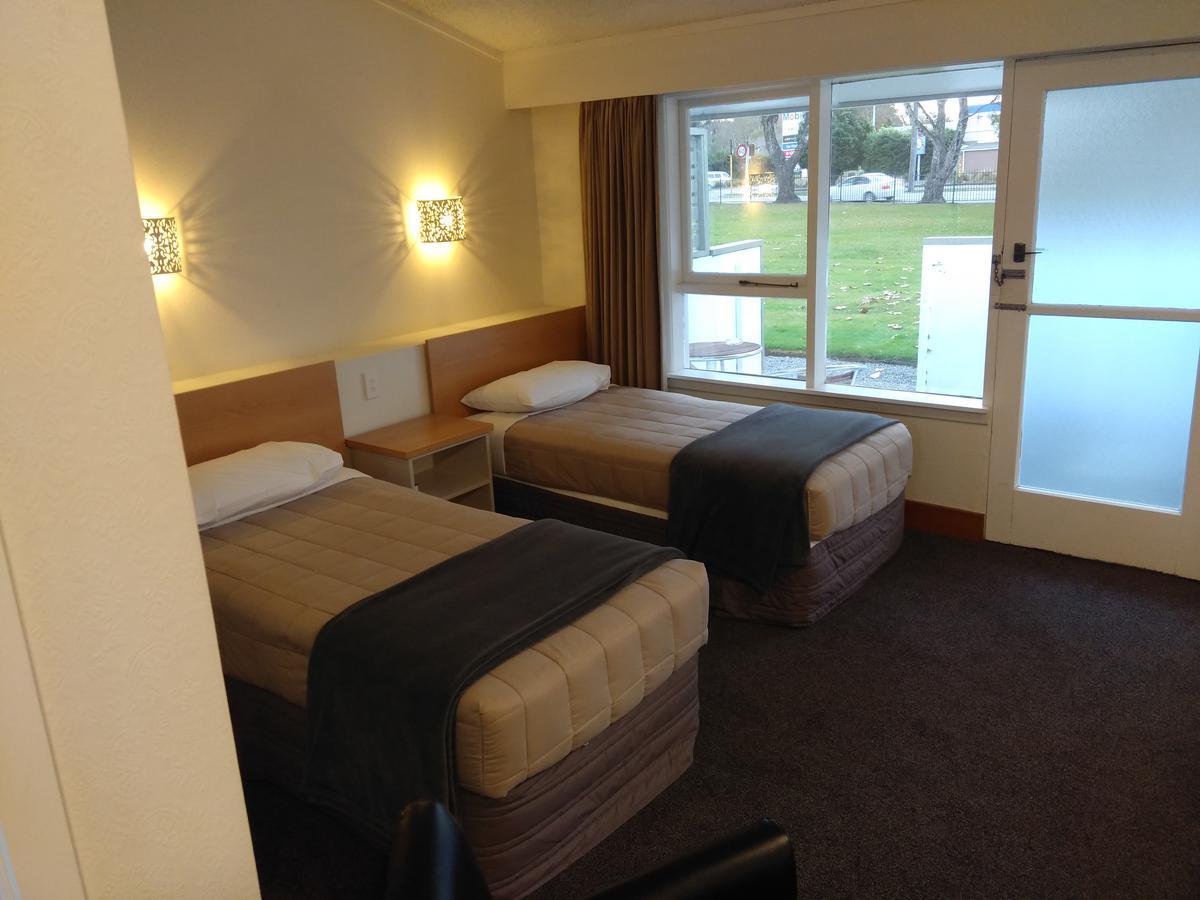 The Redwood Hotel Christchurch Exterior photo